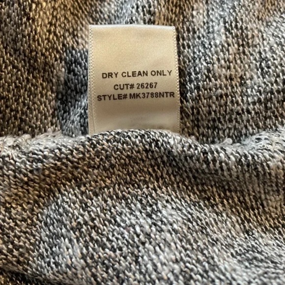 Willow & Clay | Made In USA Light Grey & White Cardigan, Size XS/S - Picture 8 of 9